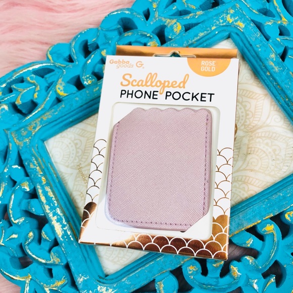 XSOLDX NIB Gabba Goods Scalloped Phone Pocket - Picture 2 of 4